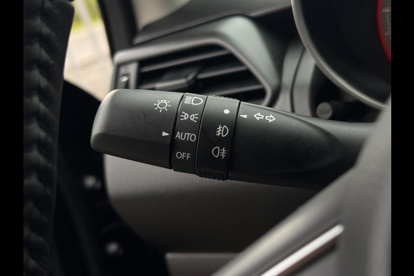 Suzuki Swift 1.2 Style Smart Hybrid AUTOMAAT / CARPLAY / PARKEERSENSOREN / CRUISE / CAMERA / ZO GOED ALS NIEUW / METALLIC