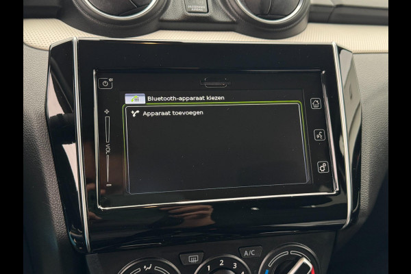 Suzuki Swift 1.2 Style Smart Hybrid AUTOMAAT / CARPLAY / PARKEERSENSOREN / CRUISE / CAMERA / ZO GOED ALS NIEUW / METALLIC