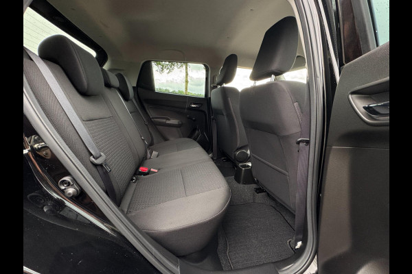 Suzuki Swift 1.2 Style Smart Hybrid AUTOMAAT / CARPLAY / PARKEERSENSOREN / CRUISE / CAMERA / ZO GOED ALS NIEUW / METALLIC