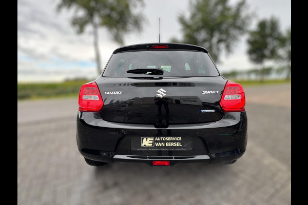 Suzuki Swift 1.2 Style Smart Hybrid AUTOMAAT / CARPLAY / PARKEERSENSOREN / CRUISE / CAMERA / ZO GOED ALS NIEUW / METALLIC
