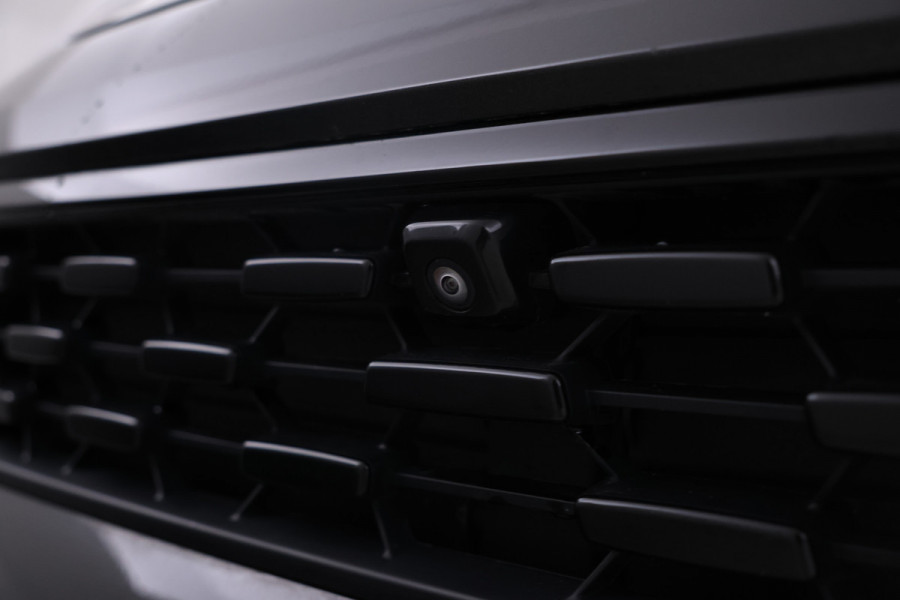 Lynk & Co 01 1.5 360 Camera, Panorama dak, Apple / Android carplay.
