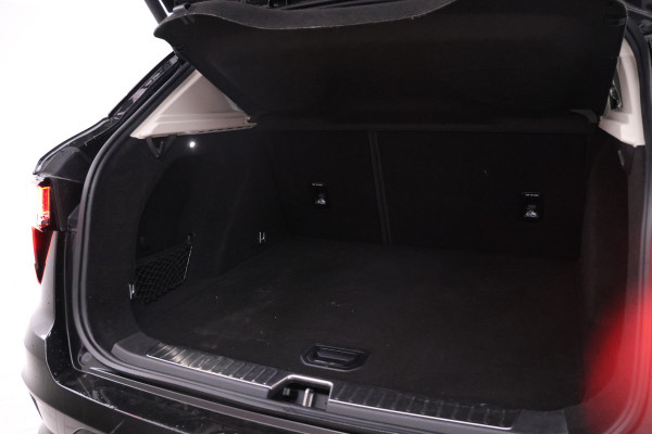 Lynk & Co 01 1.5 360 Camera, Panorama dak, Apple / Android carplay.