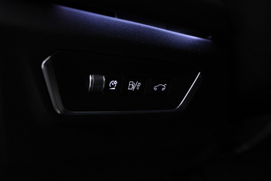 Lynk & Co 01 1.5 360 Camera, Panorama dak, Apple / Android carplay.