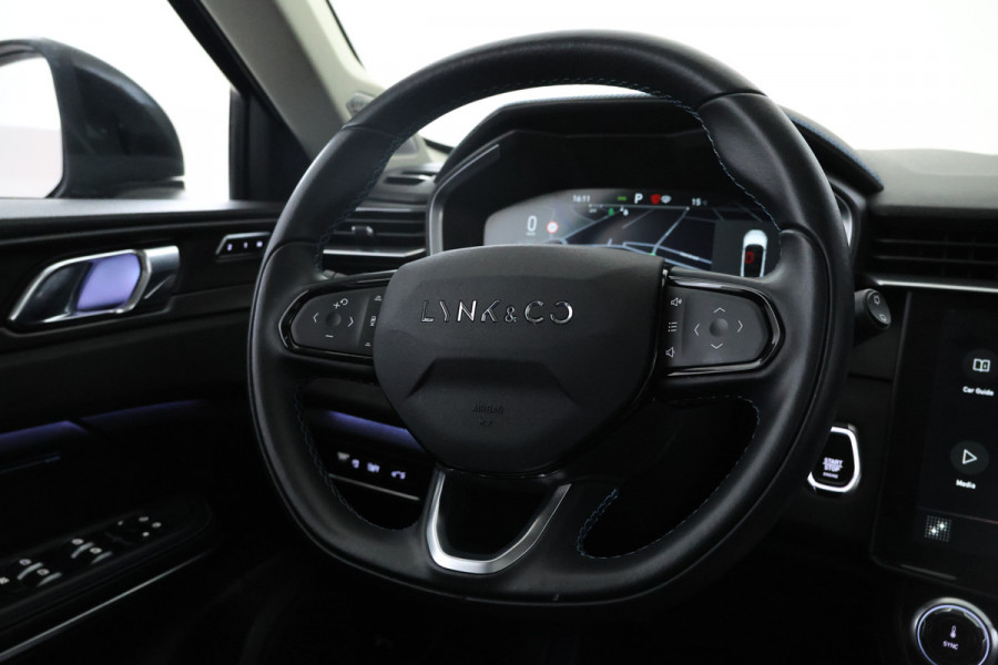 Lynk & Co 01 1.5 360 Camera, Panorama dak, Apple / Android carplay.