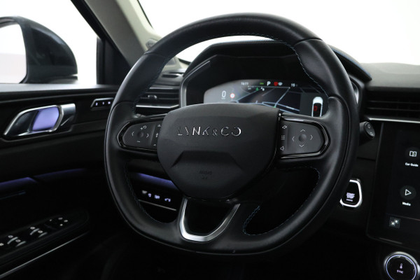 Lynk & Co 01 1.5 360 Camera, Panorama dak, Apple / Android carplay.