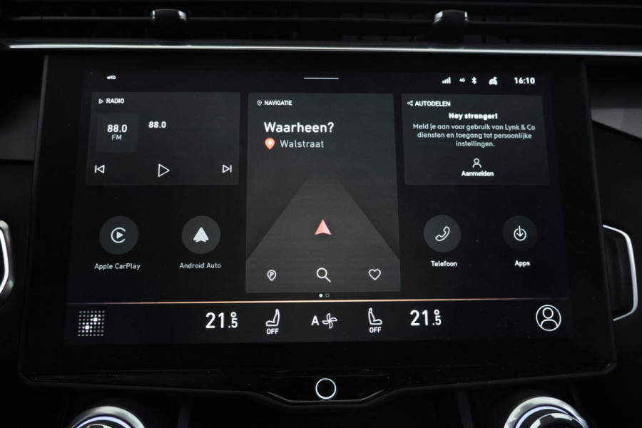 Lynk & Co 01 1.5 360 Camera, Panorama dak, Apple / Android carplay.