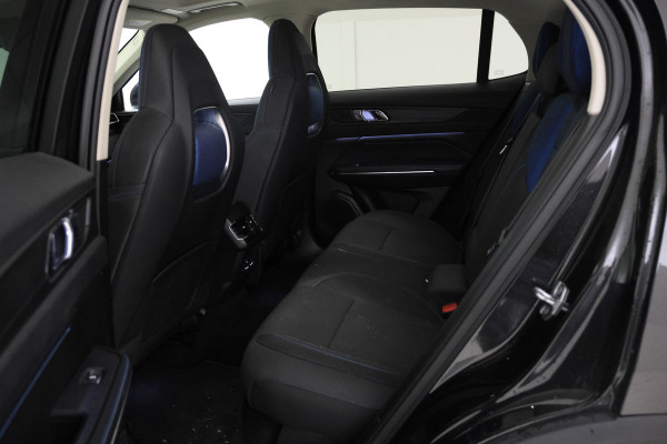 Lynk & Co 01 1.5 360 Camera, Panorama dak, Apple / Android carplay.