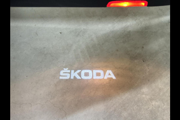 Škoda Superb Combi 1.4 TSI iV Sportline Pano Canton Memory Sfeer Camera