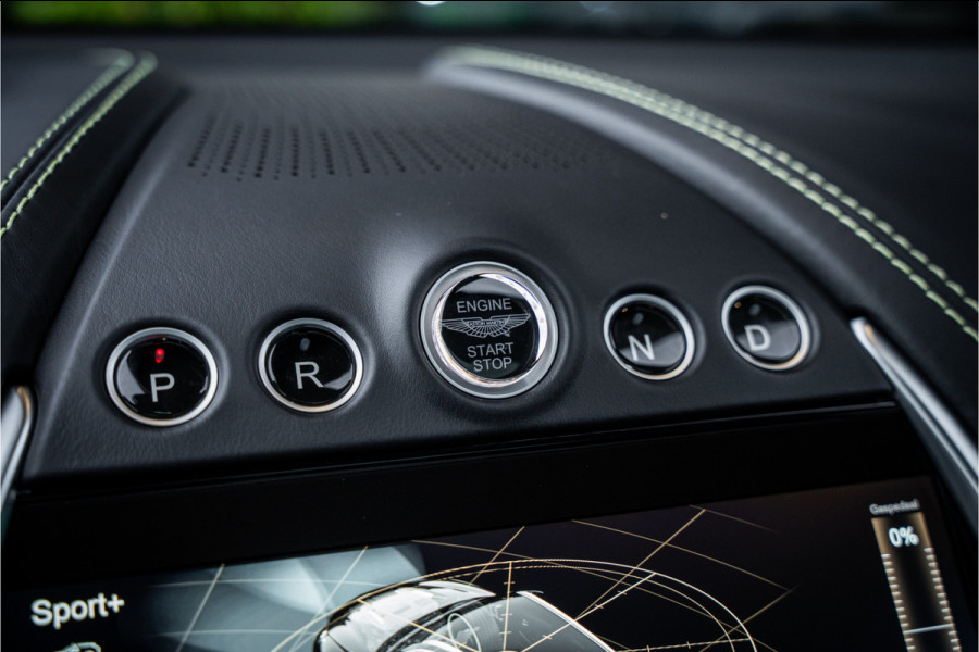 Aston Martin Dbx 4.0 V8 707 - BTW Auto | Panorama | Carbon | Keramisch | 23' inch | Stoelkoeling