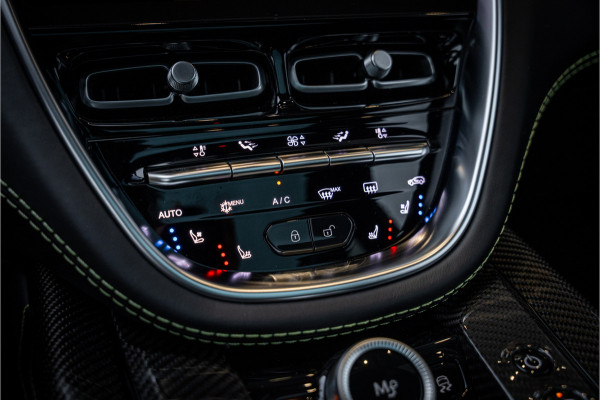 Aston Martin Dbx 4.0 V8 707 - BTW Auto | Panorama | Carbon | Keramisch | 23' inch | Stoelkoeling