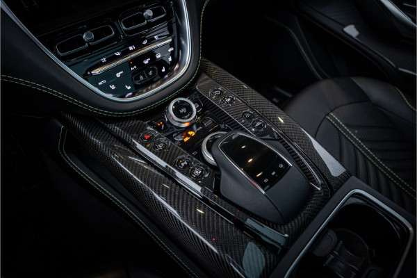 Aston Martin Dbx 4.0 V8 707 - BTW Auto | Panorama | Carbon | Keramisch | 23' inch | Stoelkoeling