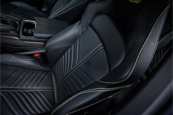 Aston Martin Dbx 4.0 V8 707 - BTW Auto | Panorama | Carbon | Keramisch | 23' inch | Stoelkoeling