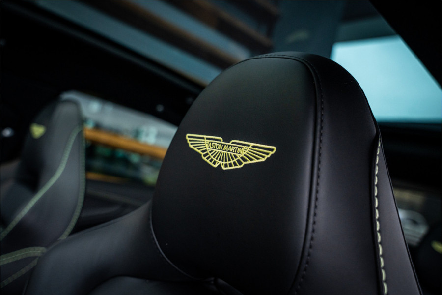Aston Martin Dbx 4.0 V8 707 - BTW Auto | Panorama | Carbon | Keramisch | 23' inch | Stoelkoeling