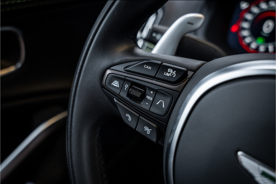 Aston Martin Dbx 4.0 V8 707 - BTW Auto | Panorama | Carbon | Keramisch | 23' inch | Stoelkoeling