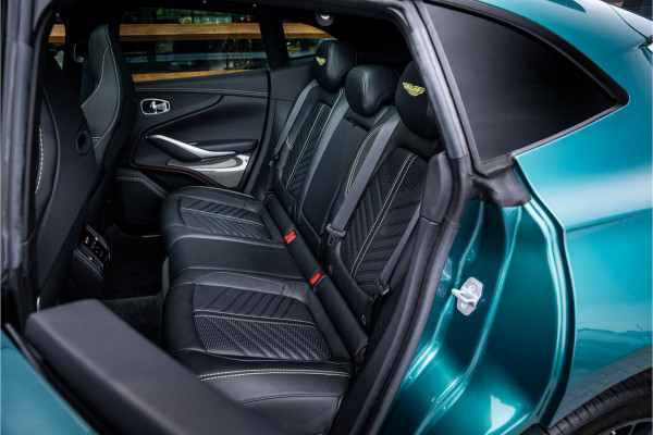 Aston Martin Dbx 4.0 V8 707 - BTW Auto | Panorama | Carbon | Keramisch | 23' inch | Stoelkoeling
