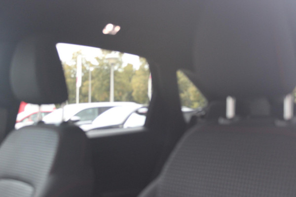 Ford Kuga 2.5 PHEV 225PK ST-LINE X | NAVIGATIE | STUUR / STOELVERWARMING | ACHTERBANK VERWARMING | DODEHOEKDETECTIE | ELEKTRISCH WEGKLAPBARE TREKHAAK | ACHTERUITRIJCAMERA | KEYLESS ENTRY / START |
