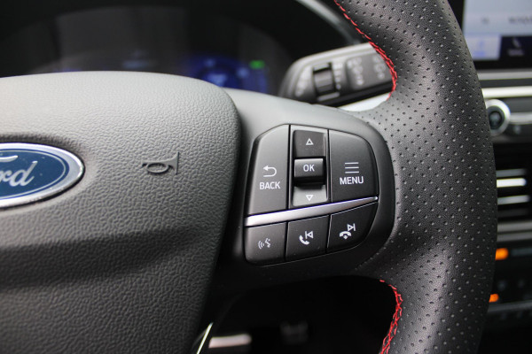 Ford Kuga 2.5 PHEV 225PK ST-LINE X | NAVIGATIE | STUUR / STOELVERWARMING | ACHTERBANK VERWARMING | DODEHOEKDETECTIE | ELEKTRISCH WEGKLAPBARE TREKHAAK | ACHTERUITRIJCAMERA | KEYLESS ENTRY / START |