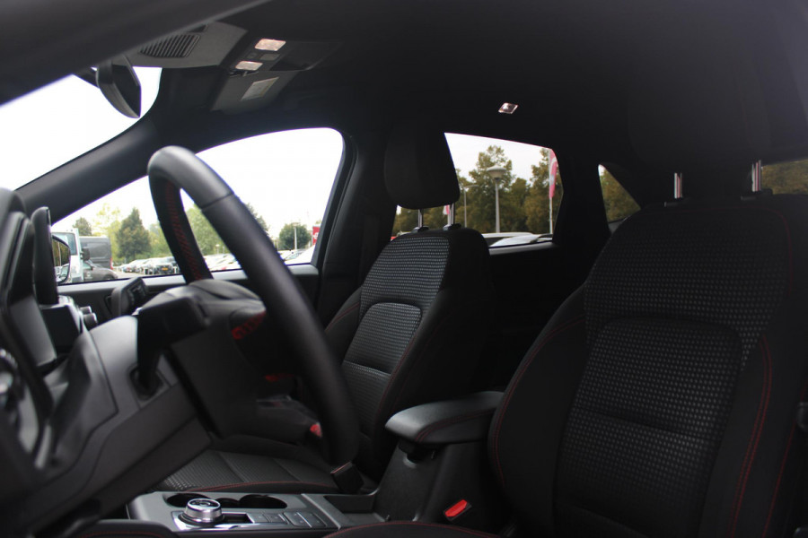 Ford Kuga 2.5 PHEV 225PK ST-LINE X | NAVIGATIE | STUUR / STOELVERWARMING | ACHTERBANK VERWARMING | DODEHOEKDETECTIE | ELEKTRISCH WEGKLAPBARE TREKHAAK | ACHTERUITRIJCAMERA | KEYLESS ENTRY / START |