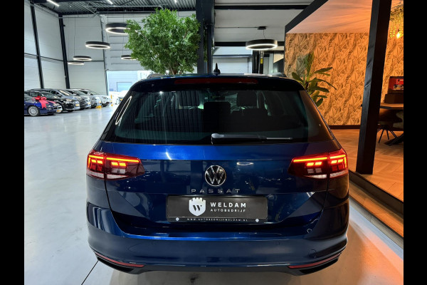 Volkswagen Passat Variant 1.5 TSI Business Garantie Trekhaak ACC PDC Navi Carplay LED DAB Rijklaar