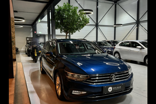 Volkswagen Passat Variant 1.5 TSI Business Garantie Trekhaak ACC PDC Navi Carplay LED DAB Rijklaar