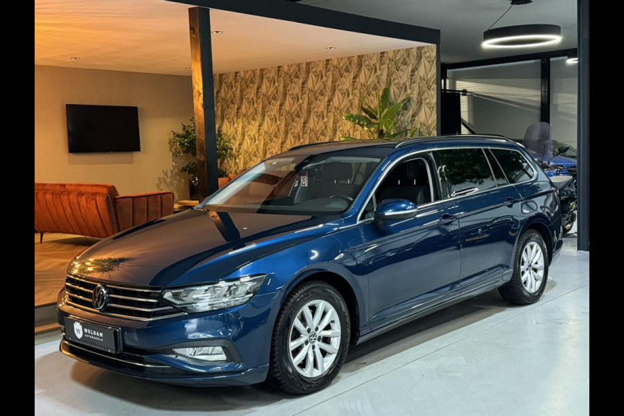 Volkswagen Passat Variant 1.5 TSI Business Garantie Trekhaak ACC PDC Navi Carplay LED DAB Rijklaar