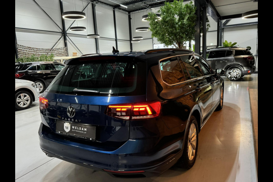 Volkswagen Passat Variant 1.5 TSI Business Garantie Trekhaak ACC PDC Navi Carplay LED DAB Rijklaar
