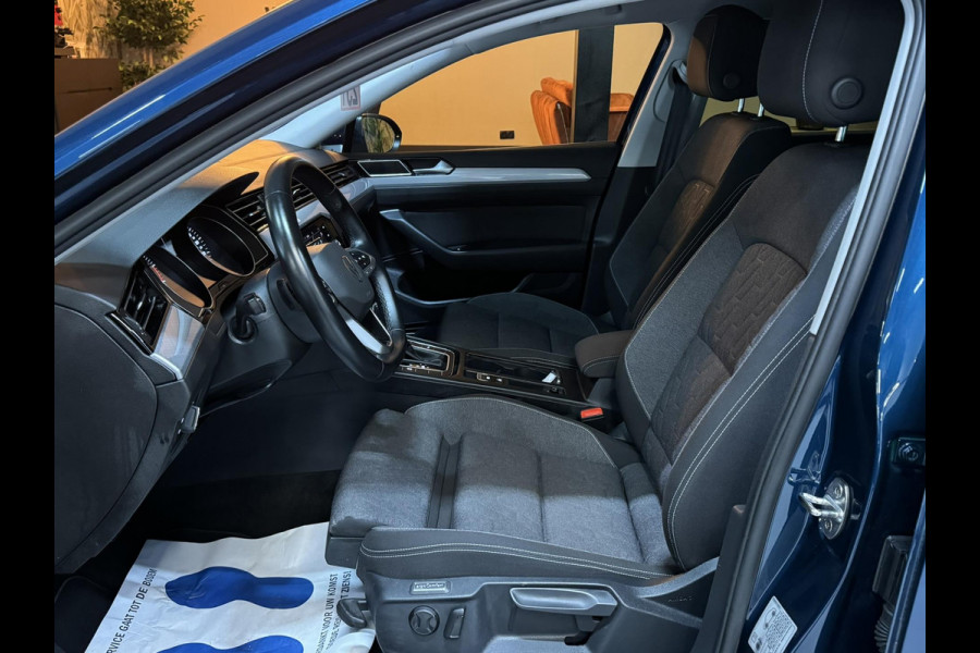Volkswagen Passat Variant 1.5 TSI Business Garantie Trekhaak ACC PDC Navi Carplay LED DAB Rijklaar