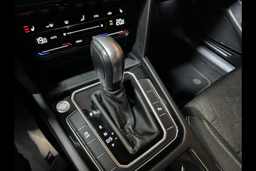 Volkswagen Passat Variant 1.5 TSI Business Garantie Trekhaak ACC PDC Navi Carplay LED DAB Rijklaar