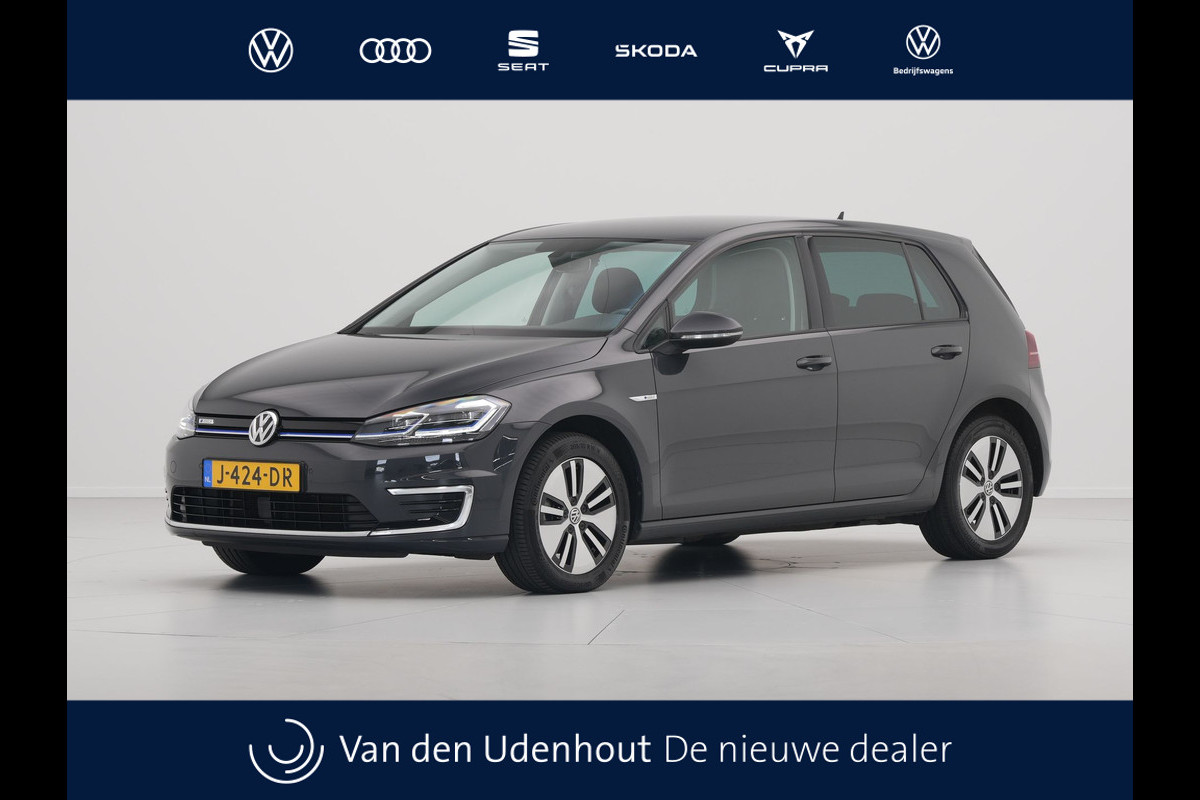 Volkswagen e-Golf E-DITION 136pk Navigatie Warmtepomp Acc Pdc Led Privacy glas 58