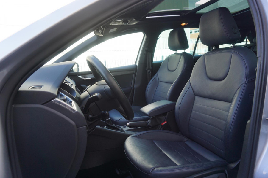Škoda Octavia Combi 1.5 TSI Leer/Panormadak/Business Edition Plus /Dealeronderhouden