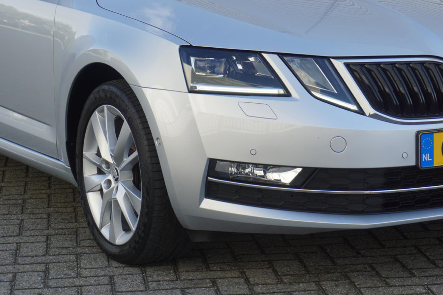 Škoda Octavia Combi 1.5 TSI Leer/Panormadak/Business Edition Plus /Dealeronderhouden
