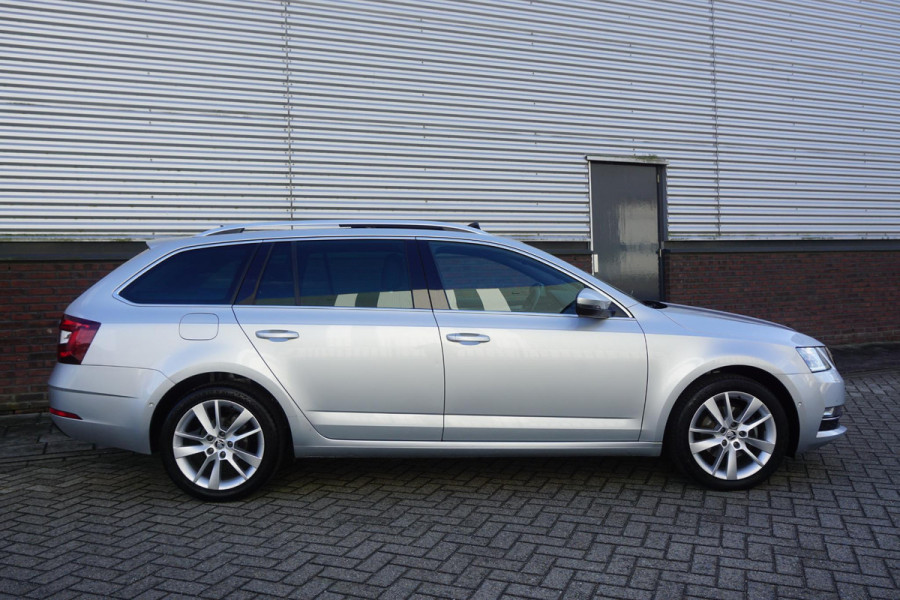 Škoda Octavia Combi 1.5 TSI Leer/Panormadak/Business Edition Plus /Dealeronderhouden