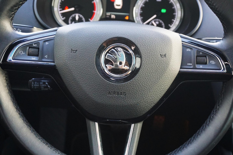 Škoda Octavia Combi 1.5 TSI Leer/Panormadak/Business Edition Plus /Dealeronderhouden