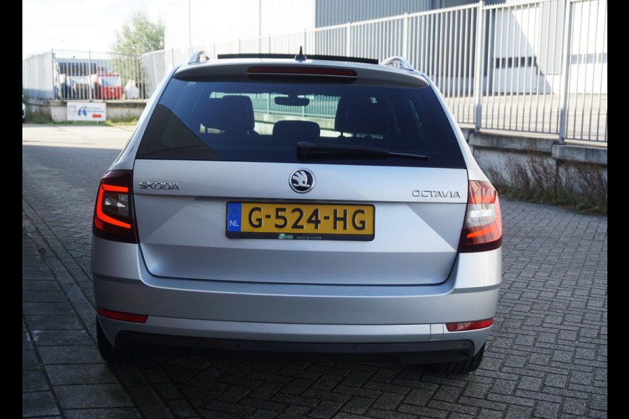 Škoda Octavia Combi 1.5 TSI Leer/Panormadak/Business Edition Plus /Dealeronderhouden