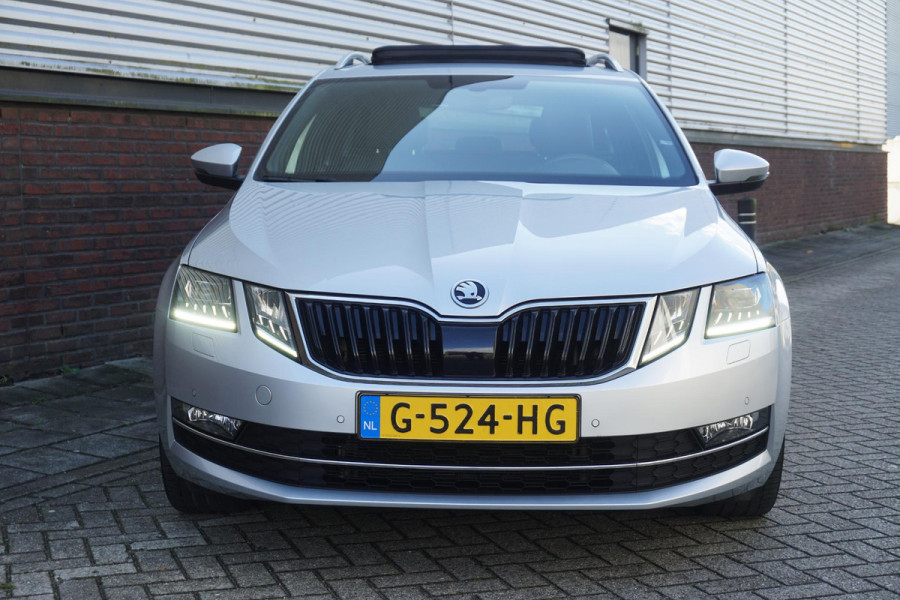 Škoda Octavia Combi 1.5 TSI Leer/Panormadak/Business Edition Plus /Dealeronderhouden