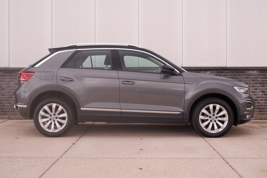 Volkswagen T-Roc 1.5 TSI Sport LED | Trekhaak | Carplay | Camera | Navi | Virtual Cockpit | PDC