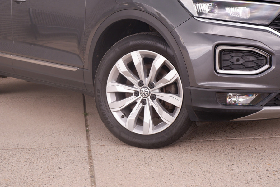 Volkswagen T-Roc 1.5 TSI Sport LED | Trekhaak | Carplay | Camera | Navi | Virtual Cockpit | PDC