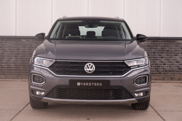 Volkswagen T-Roc 1.5 TSI Sport LED | Trekhaak | Carplay | Camera | Navi | Virtual Cockpit | PDC