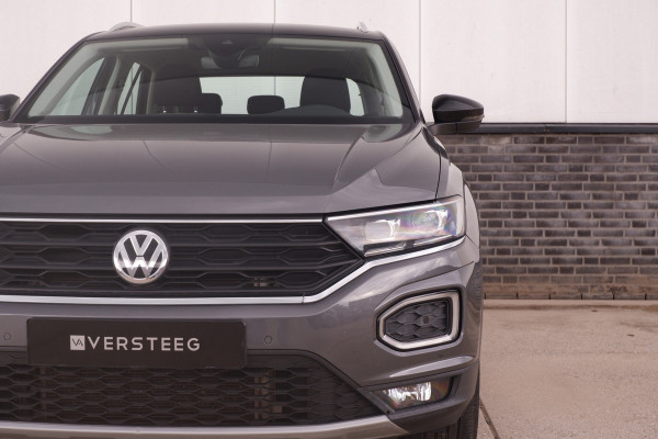 Volkswagen T-Roc 1.5 TSI Sport LED | Trekhaak | Carplay | Camera | Navi | Virtual Cockpit | PDC