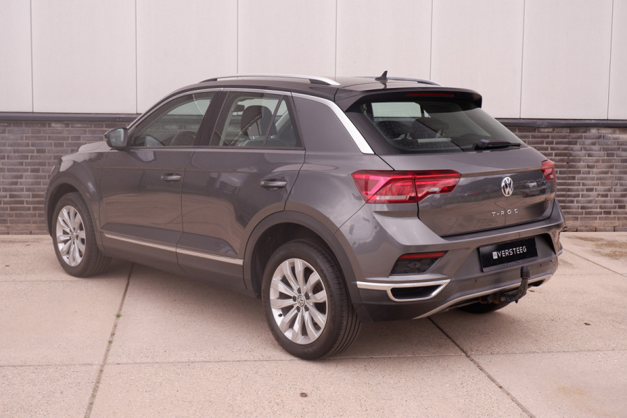 Volkswagen T-Roc 1.5 TSI Sport LED | Trekhaak | Carplay | Camera | Navi | Virtual Cockpit | PDC