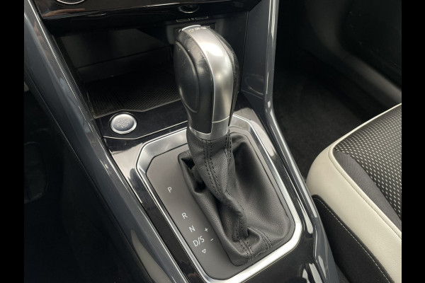Volkswagen T-Roc 1.5 TSI Sport LED | Trekhaak | Carplay | Camera | Navi | Virtual Cockpit | PDC