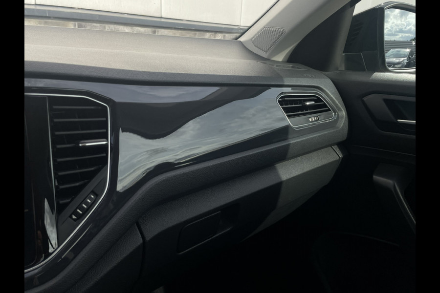 Volkswagen T-Roc 1.5 TSI Sport LED | Trekhaak | Carplay | Camera | Navi | Virtual Cockpit | PDC