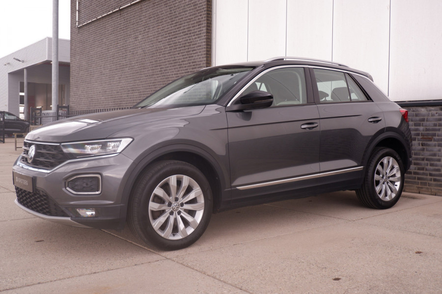 Volkswagen T-Roc 1.5 TSI Sport LED | Trekhaak | Carplay | Camera | Navi | Virtual Cockpit | PDC