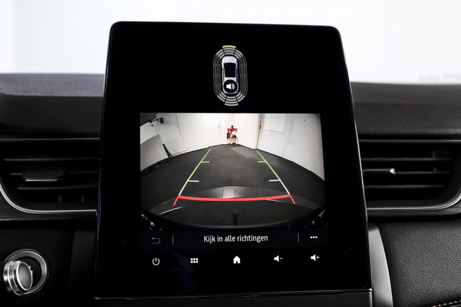 Renault Captur 1.3 TCe 155 PK Initiale Paris - Automaat | Adapt. Cruise | Bose | Stoelverw. | PDC | Camera | NAV+App. Connect | ECC | LM 18" | Afn. Trekhaak |