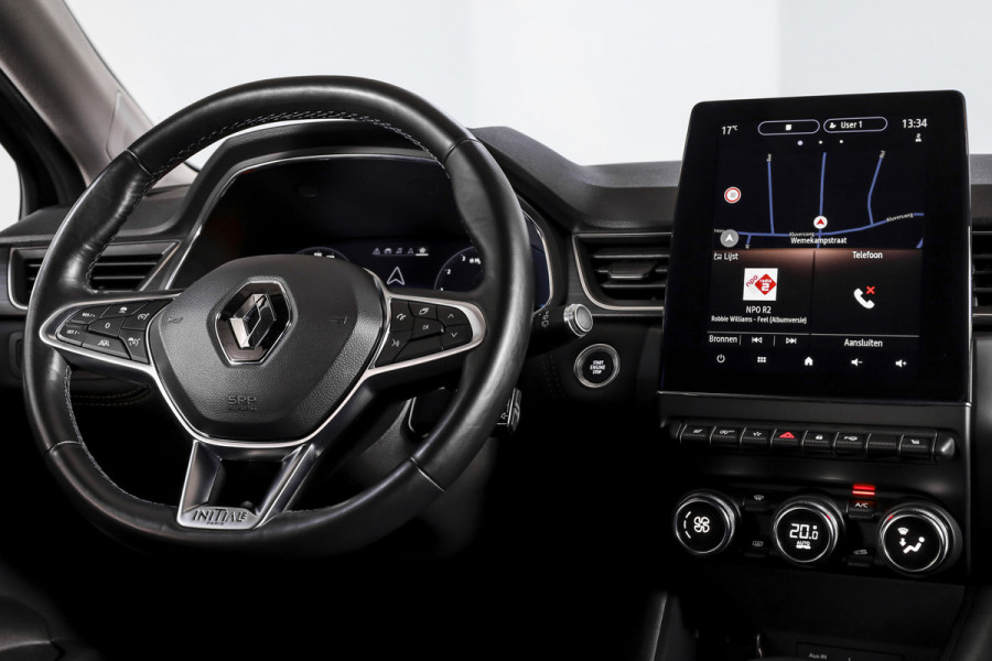 Renault Captur 1.3 TCe 155 PK Initiale Paris - Automaat | Adapt. Cruise | Bose | Stoelverw. | PDC | Camera | NAV+App. Connect | ECC | LM 18" | Afn. Trekhaak |