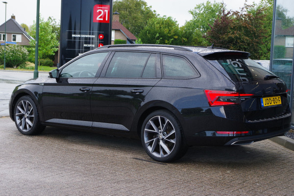 Škoda Superb Combi 1.4 TSI iV Sportline BNS 218 PK PHEV, Panoramadak, Trekhaak, DCC, 360 Camera, Canton Sound, 4 x Stoelverwarming