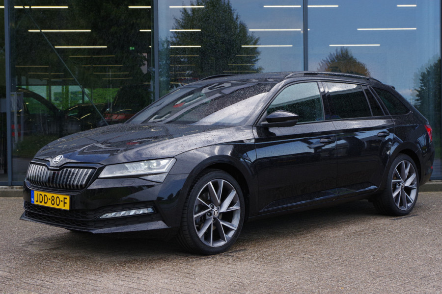 Škoda Superb Combi 1.4 TSI iV Sportline BNS 218 PK PHEV, Panoramadak, Trekhaak, DCC, 360 Camera, Canton Sound, 4 x Stoelverwarming