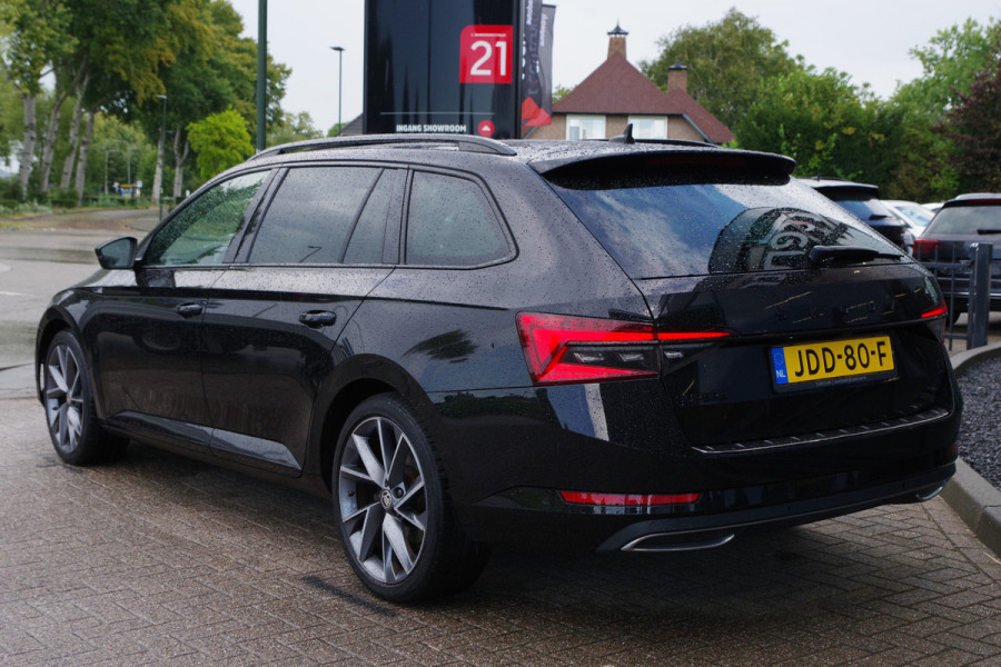 Škoda Superb Combi 1.4 TSI iV Sportline BNS 218 PK PHEV, Panoramadak, Trekhaak, DCC, 360 Camera, Canton Sound, 4 x Stoelverwarming
