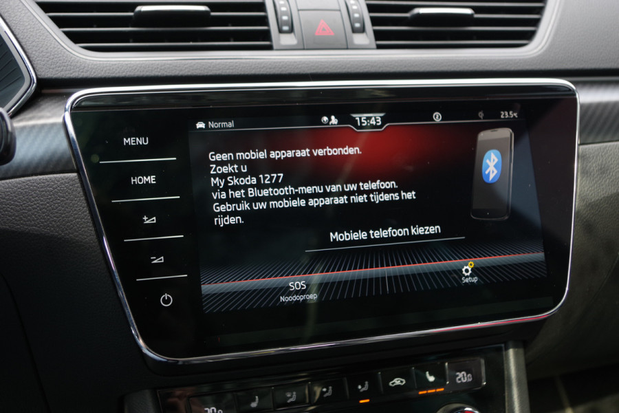 Škoda Superb Combi 1.4 TSI iV Sportline BNS 218 PK PHEV, Panoramadak, Trekhaak, DCC, 360 Camera, Canton Sound, 4 x Stoelverwarming