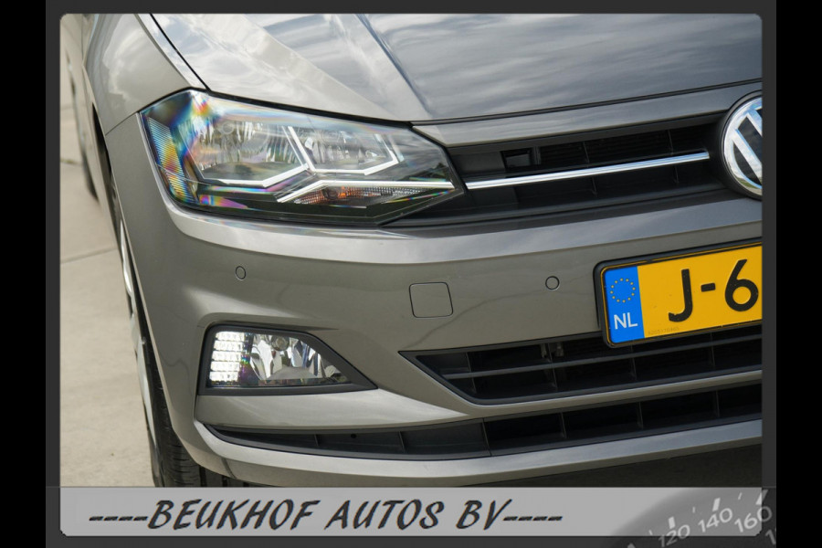 Volkswagen Polo 1.0 TSI Parkeersensor Carplay Navi Adapt Cru